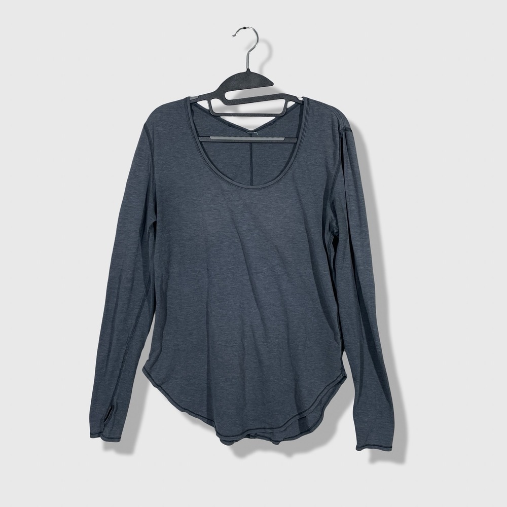 Lululemon Long Sleeve Top Womens 4 Gray Scoop Neck Athleisure Yoga Thumbholes
